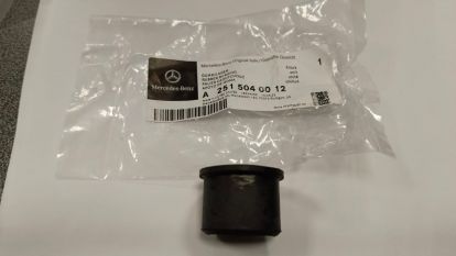 Опора резиновая радиатора на Mercedes w164 w166 c292 Опора резиновая радиатора на Mercedes w164 w166 c292
